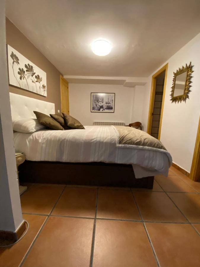 Appartement Bodega Intima à Saragosse Extérieur photo